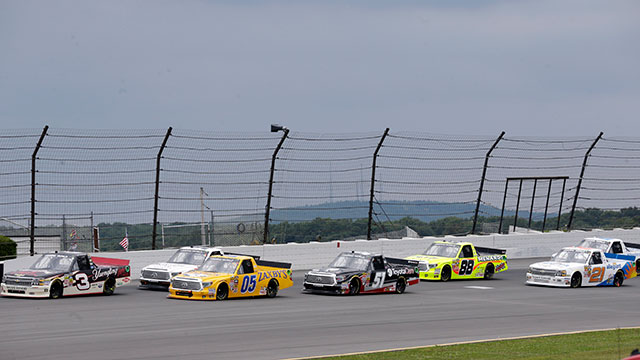 Rain washes out trucks race at Bristol Speedway - Sportsnet.ca