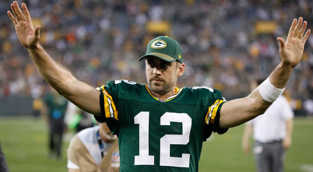Aaron Rodgers throws TD pass Packers top Steelers
Green Bay Packers Aaron Rodgers