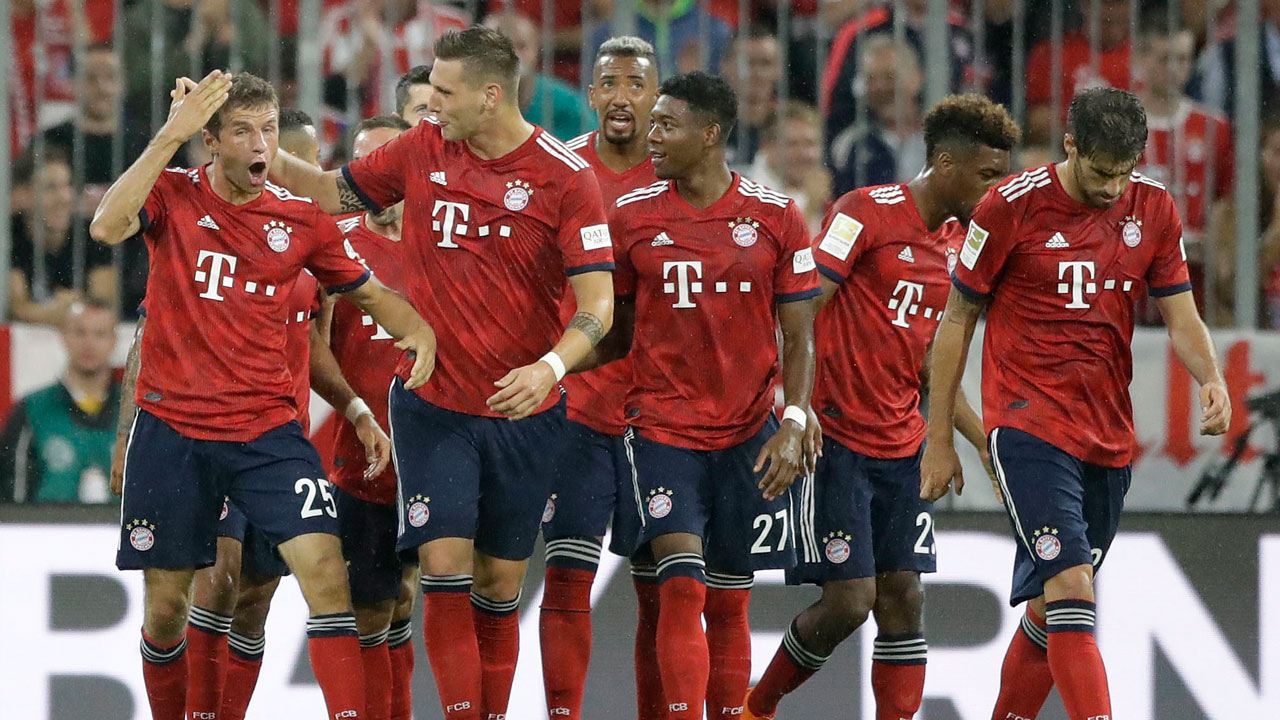 Robben strikes as Bayern starts title defence in style