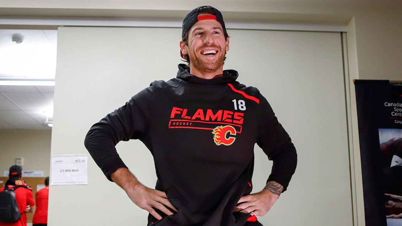 flames-james-neal.jpg